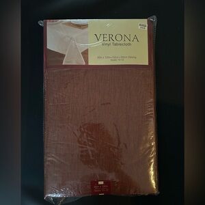 Verona Vintage Tablecloth 60x120 Oblong Brand New